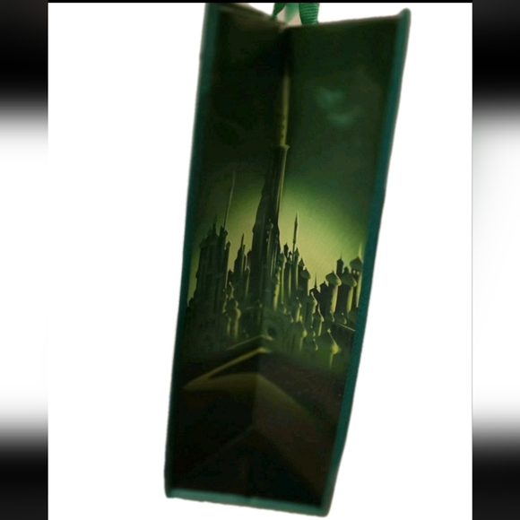 NWT Wicked Reusable Tote Bag Glinda & Elphaba  Souvenir Pink & Green collectors - Picture 4 of 7